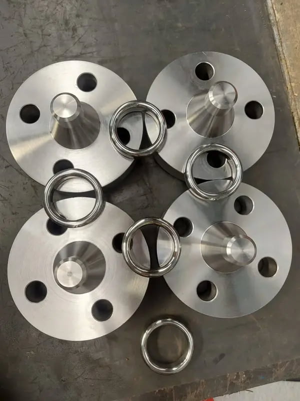O que são flanges: conheça seus tipos e aplicações